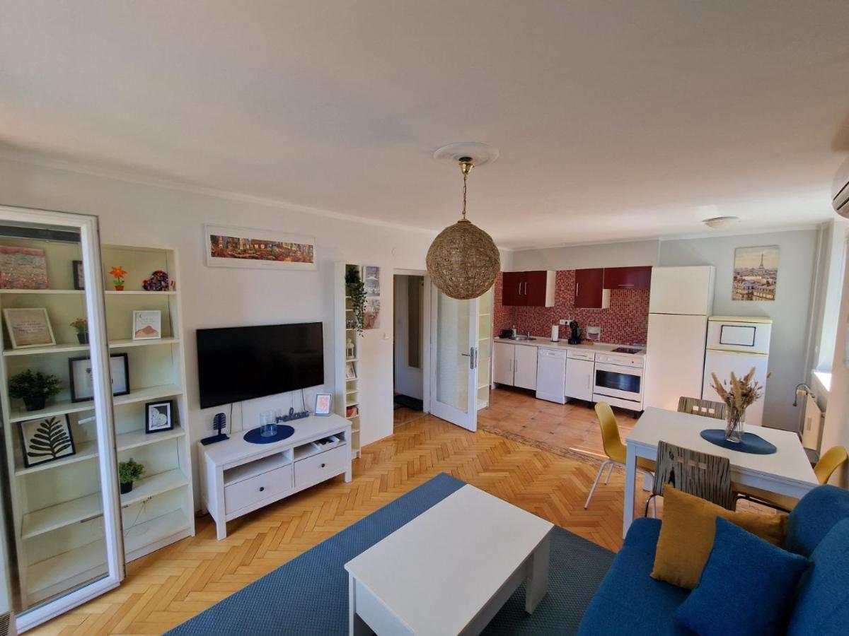 Lovely Condo With Free Parking Laibach Exterior foto